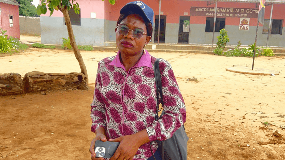 Mother of an albinus teenager