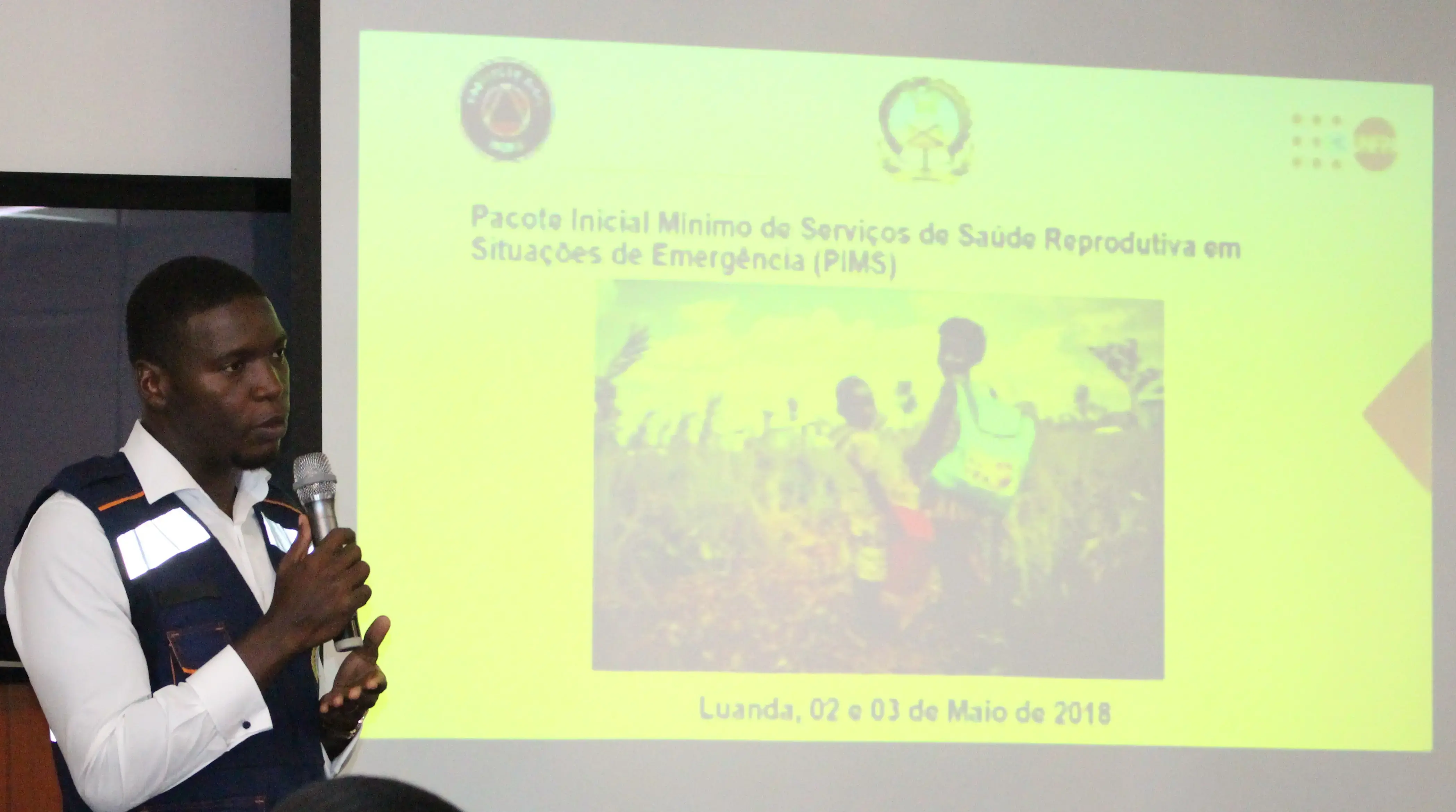 Resposta Humanitária em Angola: técnicos nacionais preparados para implementar o Pacote Inicial Mínimo de Serviços integrados de saúde reprodutiva em situações de emergência 